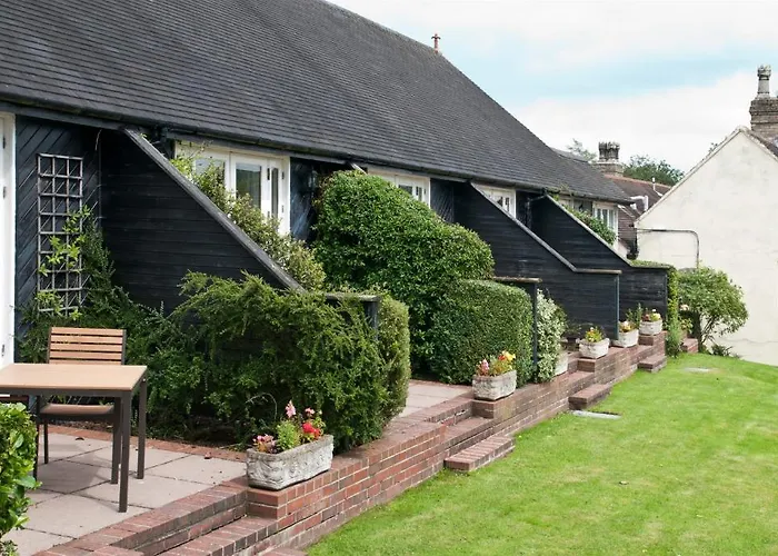 Peveril Of The Peak Ashbourne , United Kingdom