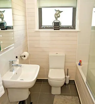 Cleveley Mere Luxury Waterside Lodges