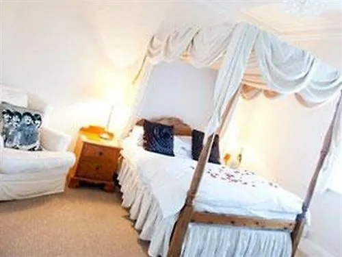 Shrewsbury Lodge