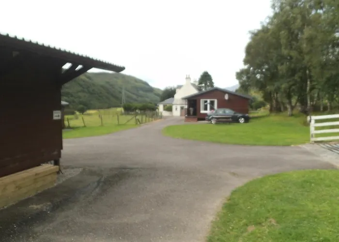 Lamont Chalet Self Catering Holiday Homes Creagmhor Glenelg Iv408La