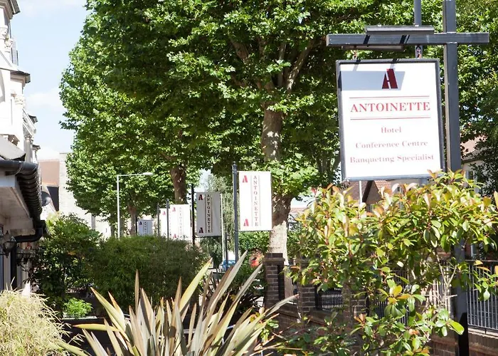 Antoinette Hotel Kingston