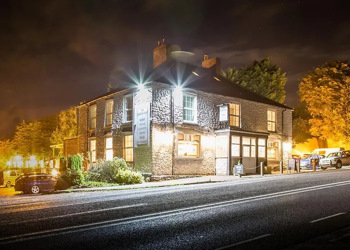 Darlington Arms By The Airport - Free Parking - Bar & Food