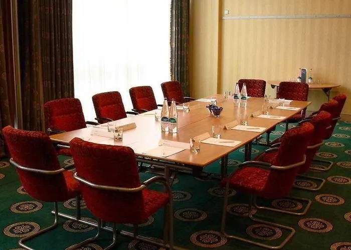 Menzies Strathmore Luton, United Kingdom