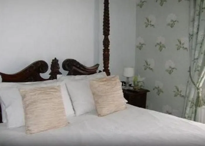 Wilmot House B&B