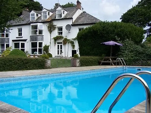 Lanarth Hotel And Caravan Park St Kew Highway, United Kingdom