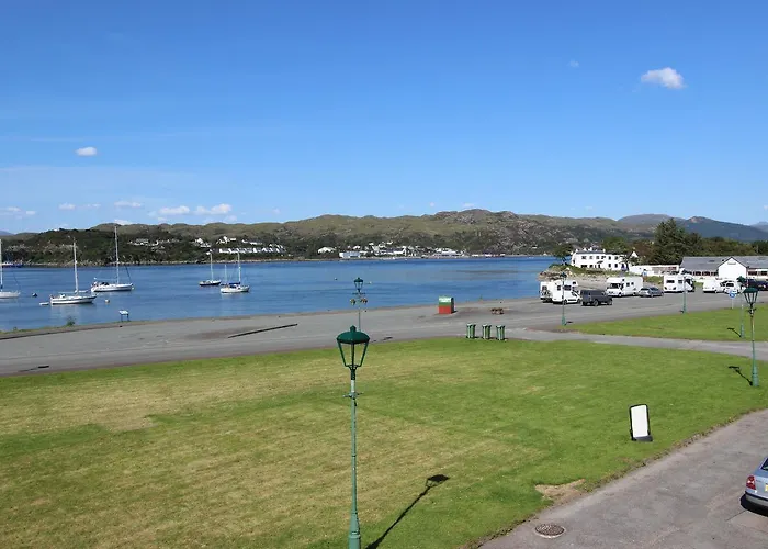 Skye Backpackers