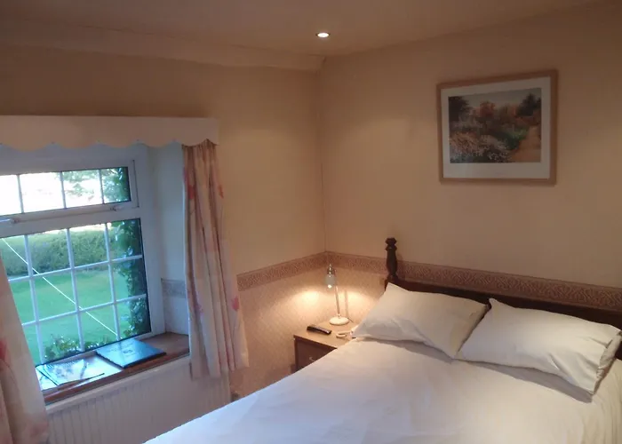 Shaw Country Hotel