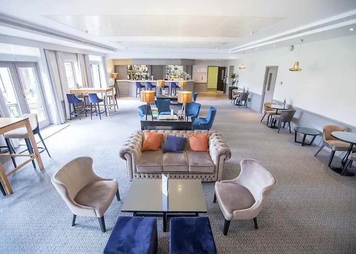 Hotel Denham Grove, Großbritannien
