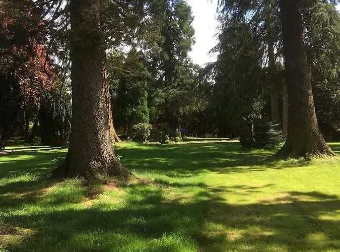 Huntingtower Lodges