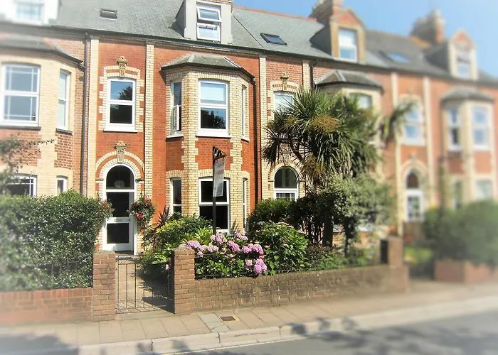 Lynstead House