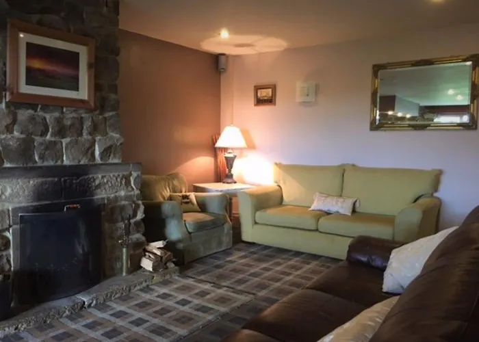 Hadrian Lodge