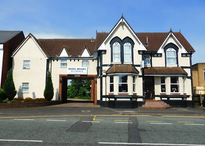 Hotel Dinara