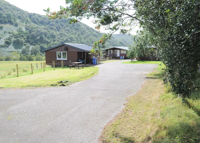 Lamont Chalets & Bungalow