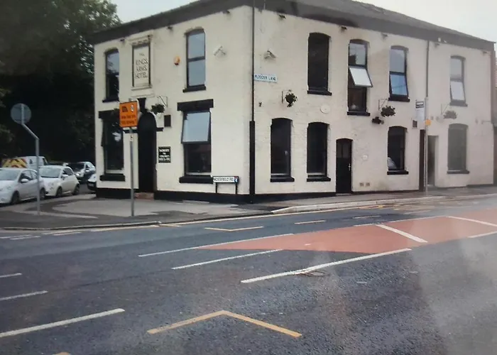 Kings Arms Hotel Farnworth, United Kingdom