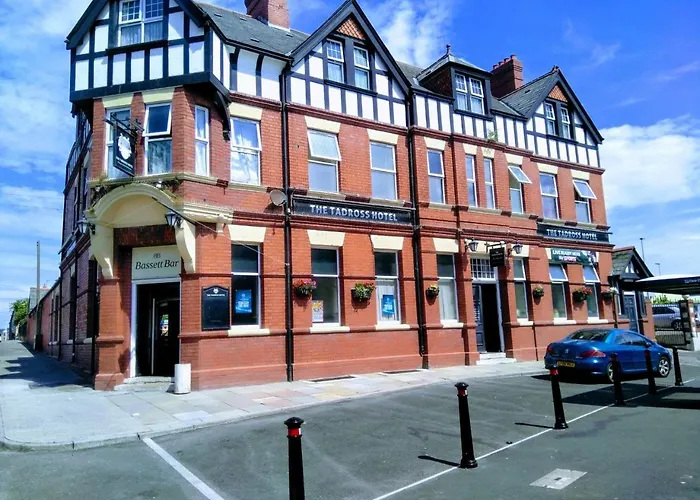 Tadross Hotel