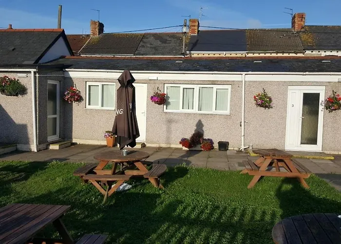 Tadross Hotel