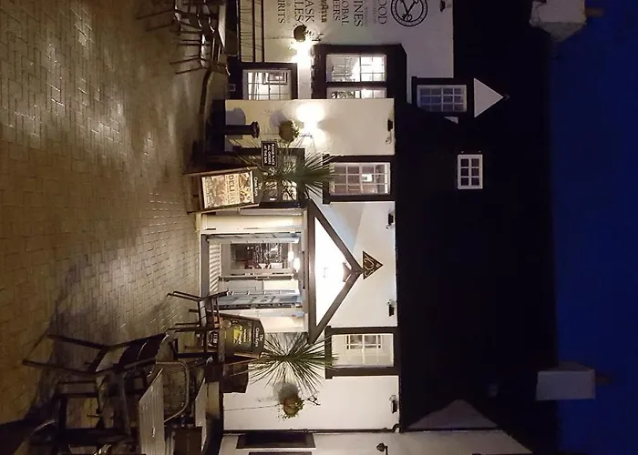 Cross Keys