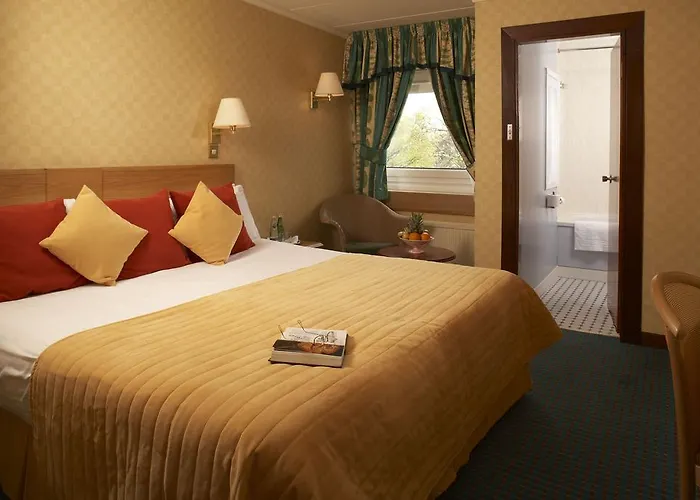 King Malcolm Hotel