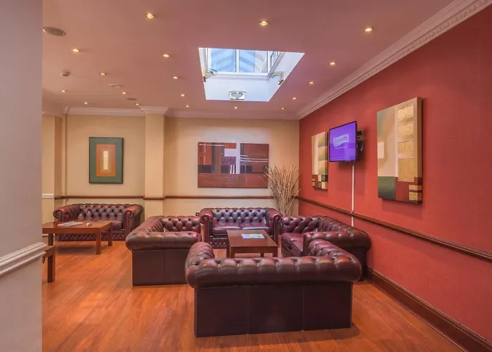 Best Western M6/J14 Tillington Hall