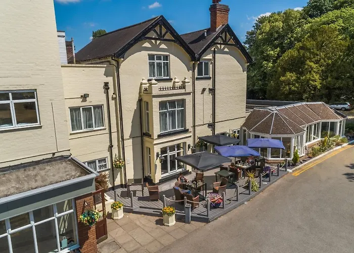 Best Western M6/J14 Tillington Hall