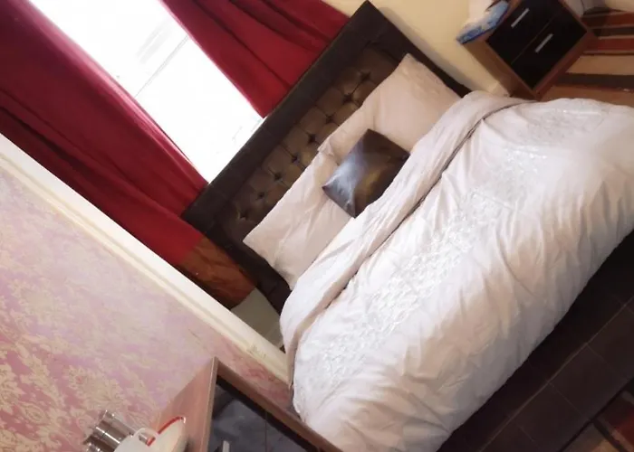 Red Carpet Guesthouse