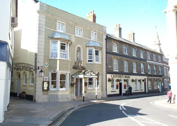 Calverts Hotel - Newport, Isle Of Wight - Ferry Ticket From 89 Pounds For A Car & Passengers Return