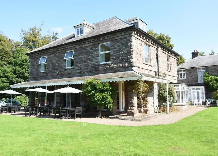 Nythfa House