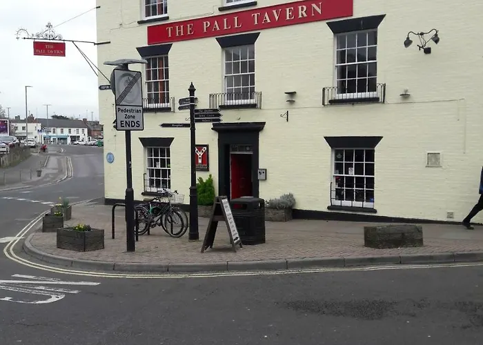 The Pall Tavern