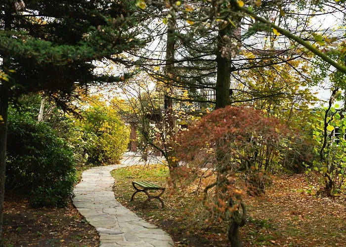 Moss Wood Lodges