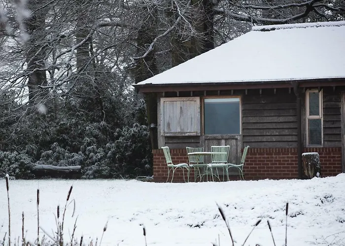 Moss Wood Lodges