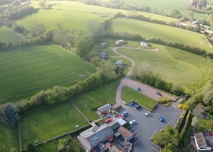 The Lodges At The Baiting House Worcester, United Kingdom