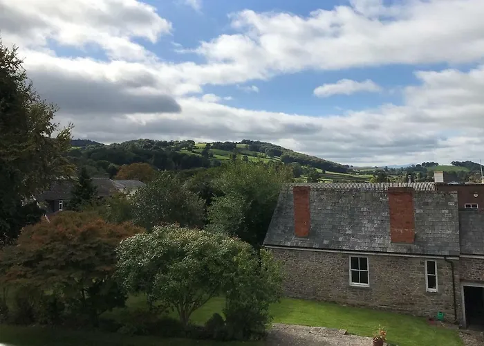 Radnor House
