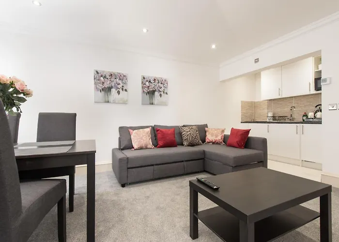 Royal Princes Suites