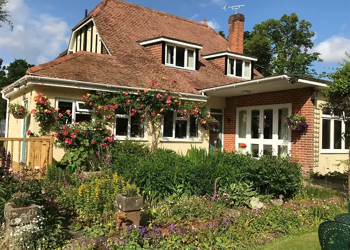 Kingswood Cottage