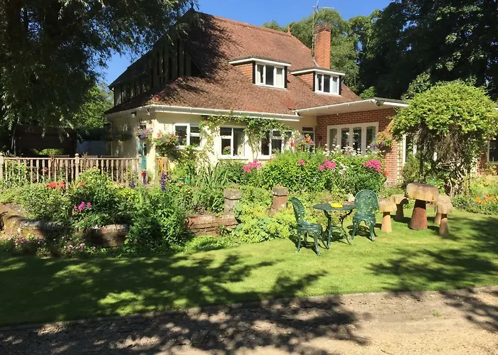 Kingswood Cottage