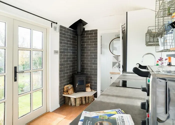 Purbeck Shepherd Huts Worth Matravers, United Kingdom