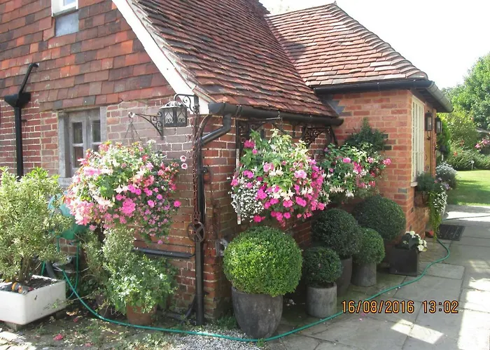 Clayton Wickham Farmhouse
