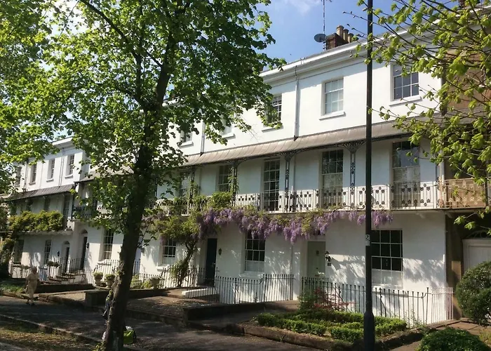 Binswood Garden