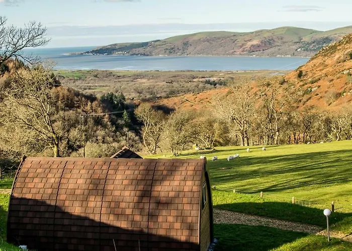 Bwlcheinion Sea View Glamping