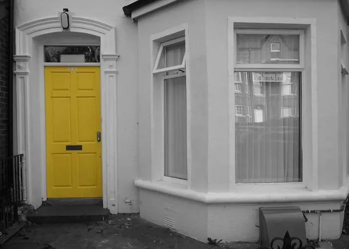 Big Yellow Door In Queens Quarter