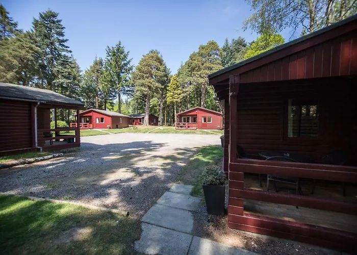 Invercauld Lodges