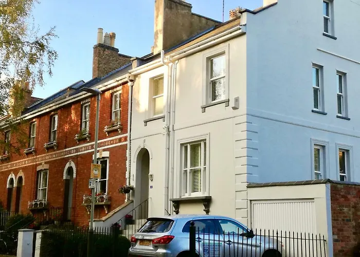 Number 8 Cheltenham