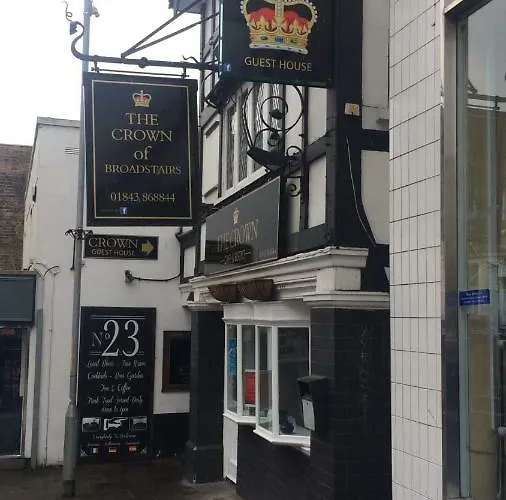 The Crown Bar & Guesthouse Broadstairs, United Kingdom