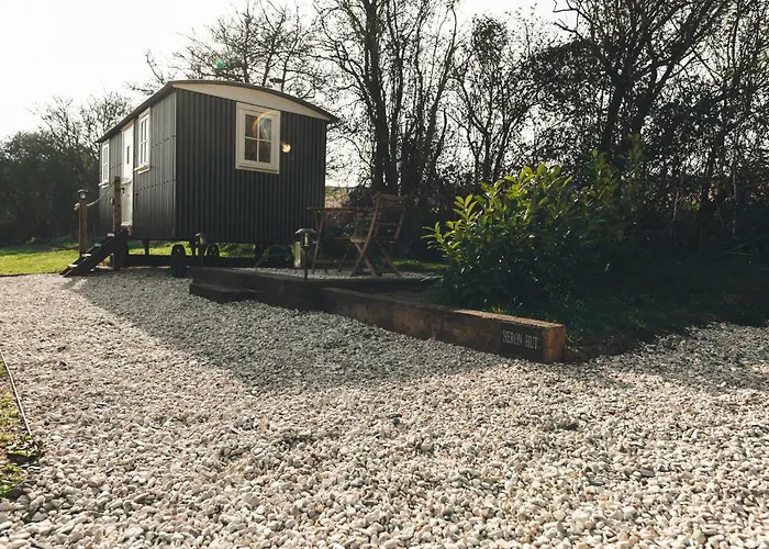 Avon Riverside Glamping