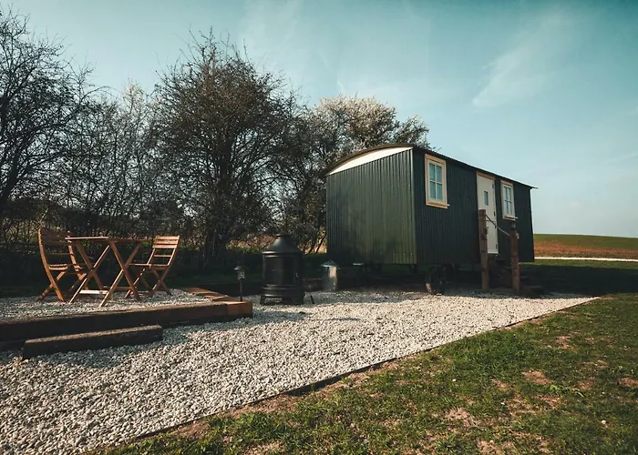 Avon Riverside Glamping
