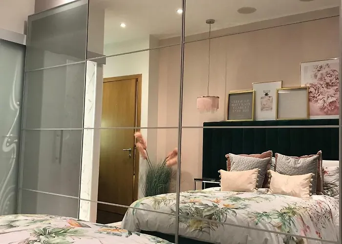 2 Bed Chic In City Centre