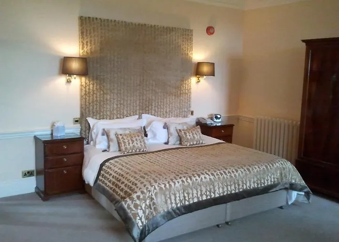 Buckland Tout Saints Hotel