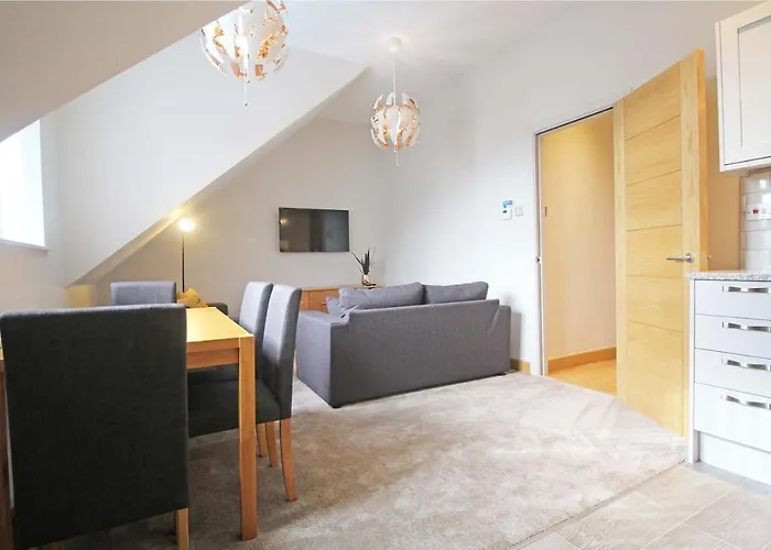 Hunters Walk - Luxury Central Chester Apartment - Free Parking