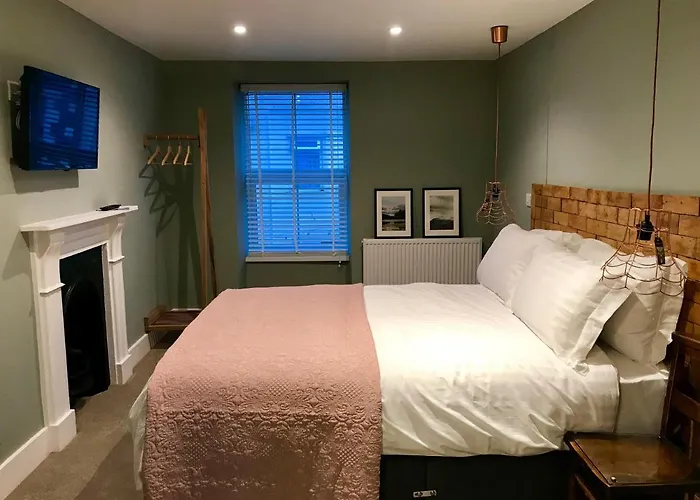 Rooms At Martha Jones