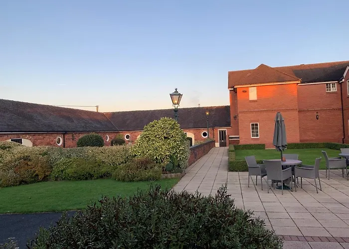 Hunters Lodge